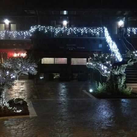 Hotel Il Dito E La Luna Ripa Teatina Luaran gambar