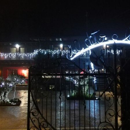 Hotel Il Dito E La Luna Ripa Teatina Luaran gambar